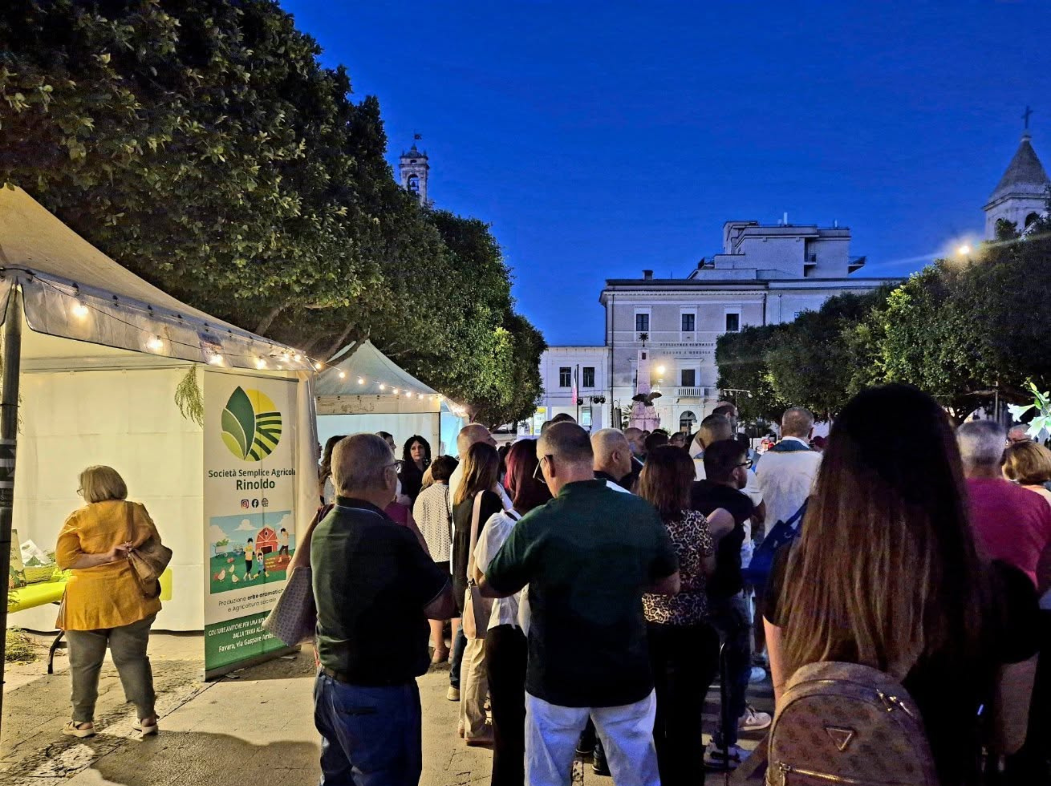 Al momento stai visualizzando L’’Oro di Favara’ incontra i profumi della nostra terra: il racconto della XXVIII Sagra dell’Agnello Pasquale